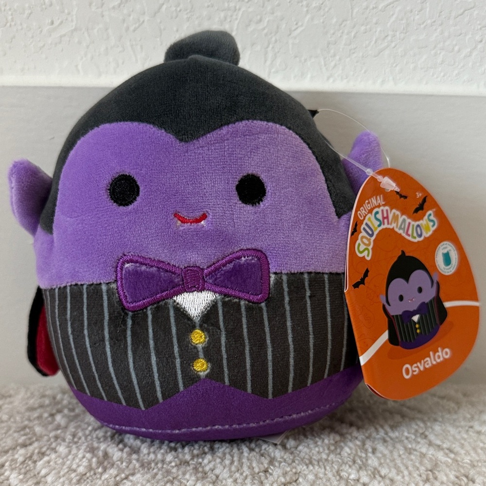 Squishmallows Osvaldo The Vampire